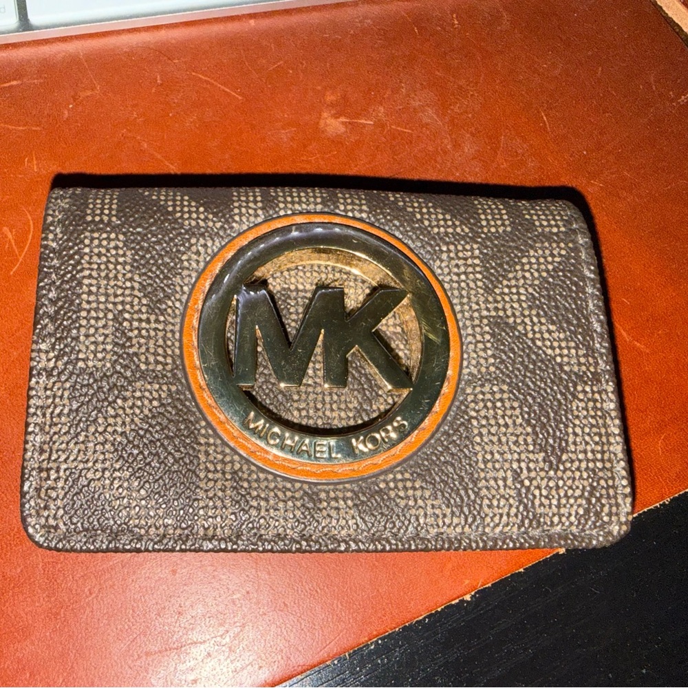 Michael Kors Monogram Card Wallet